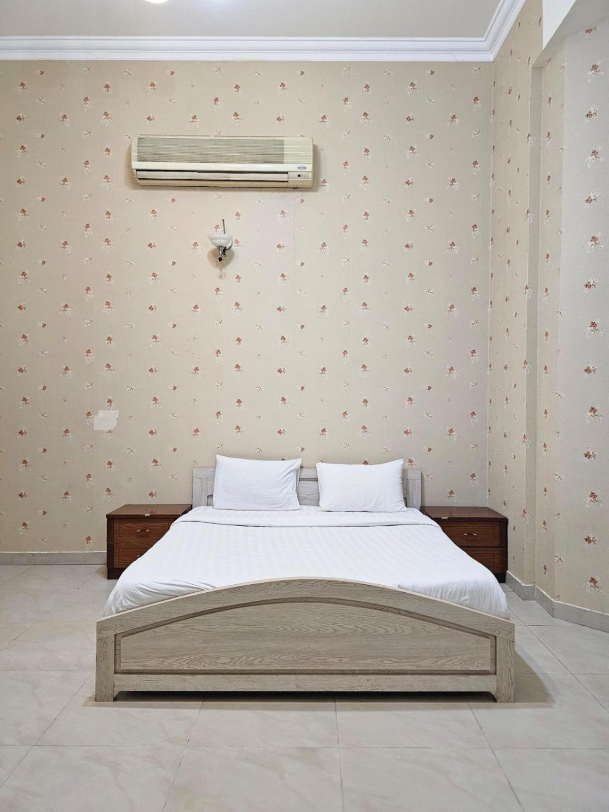 Al Sahab Tower Apartment Manama Exterior photo